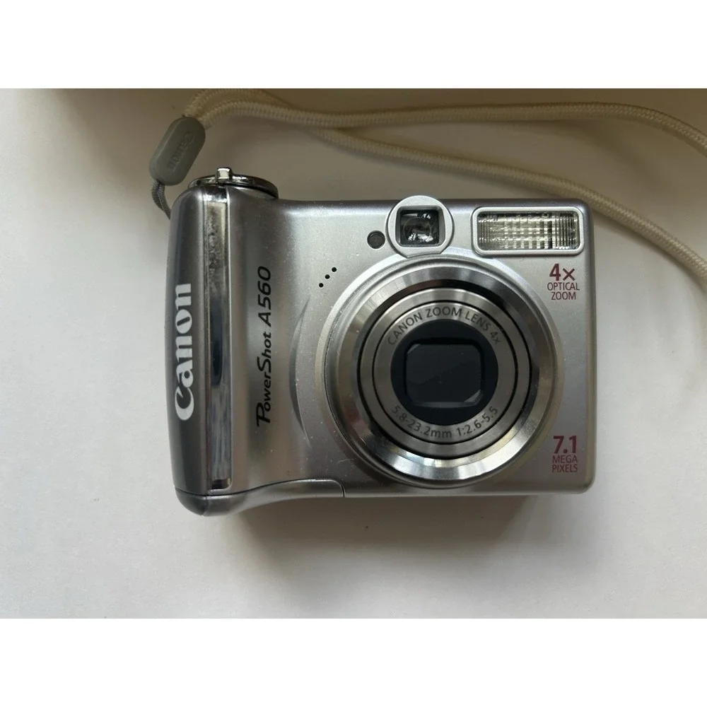 Canon PowerShot A560 Silver w/box & SD Card TESTED Excellent Condition M72